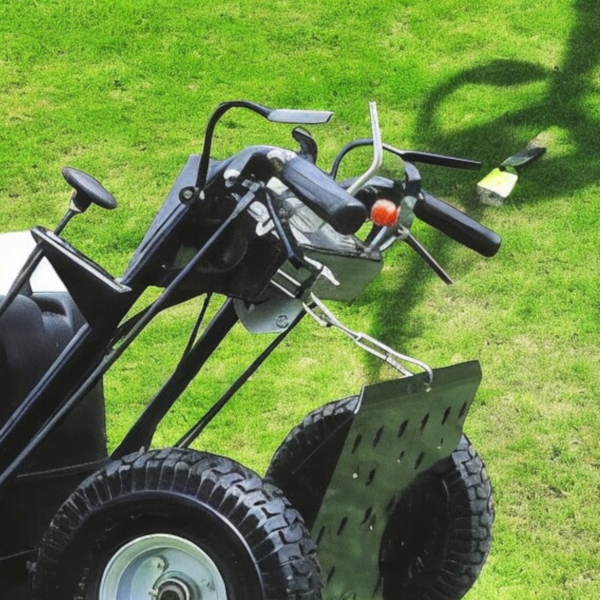 Jungle Wheels 2-Wheel Mower Sulky – Black – Jungle Jims Accessory