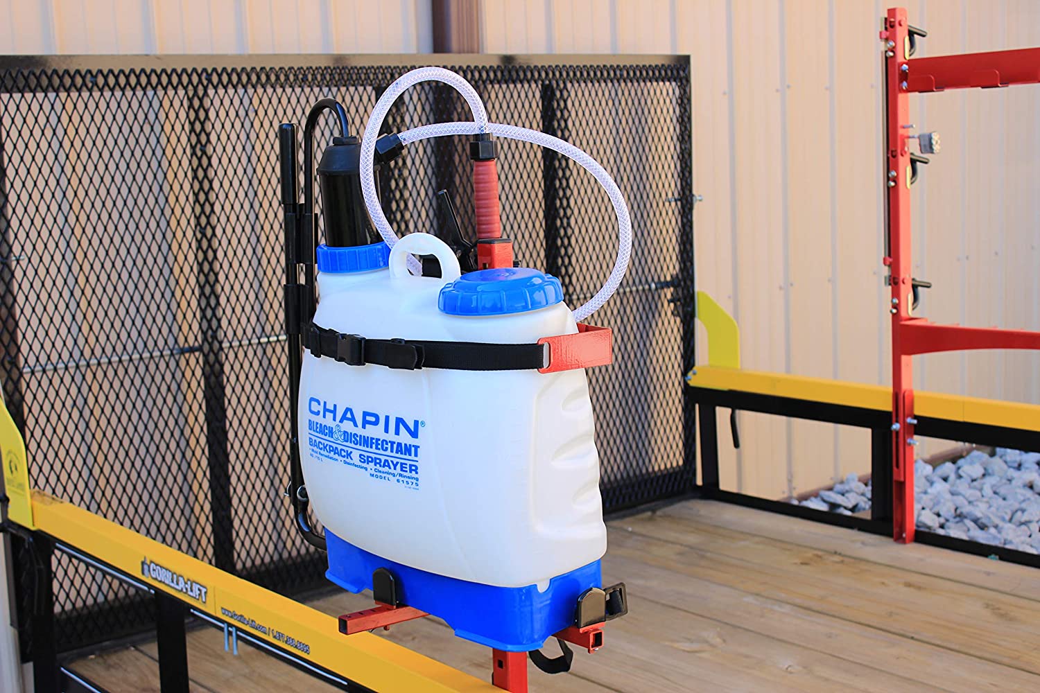 Jungle Sprack Backpack Sprayer Holder for Trailers – Jungle Jims